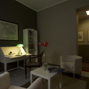 Rent Room Florio